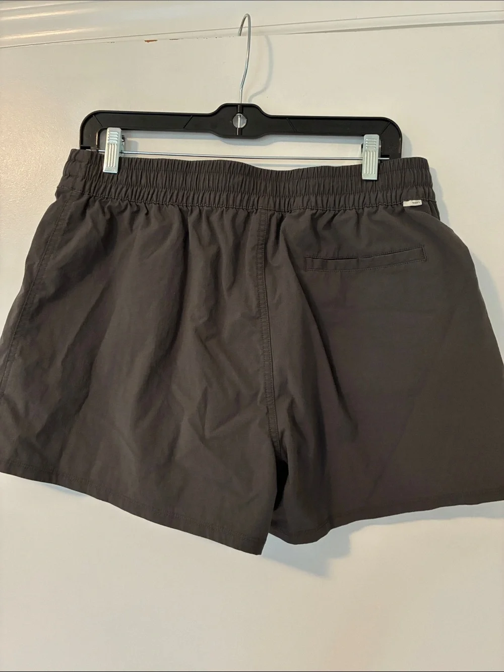 Vuori Birch Shorts Gray